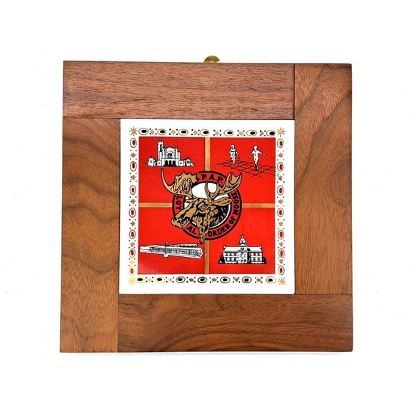 Vintage 1950s Loyal Order of the Moose LOOM Wooden Wall Plaque Ceramic Inlay MCM - Picture 3 of 8